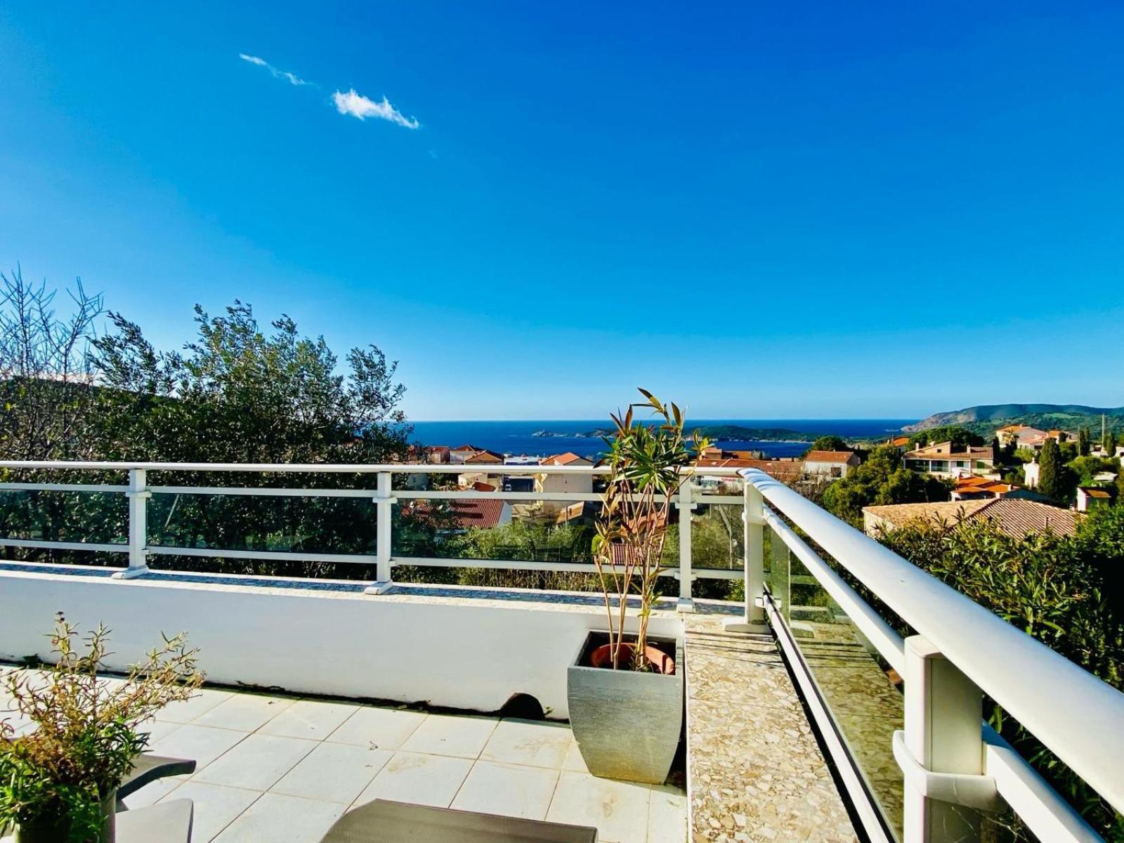Villa Montalbo Vue Mer De 2 A 10 Personnes Cargese Exterior photo