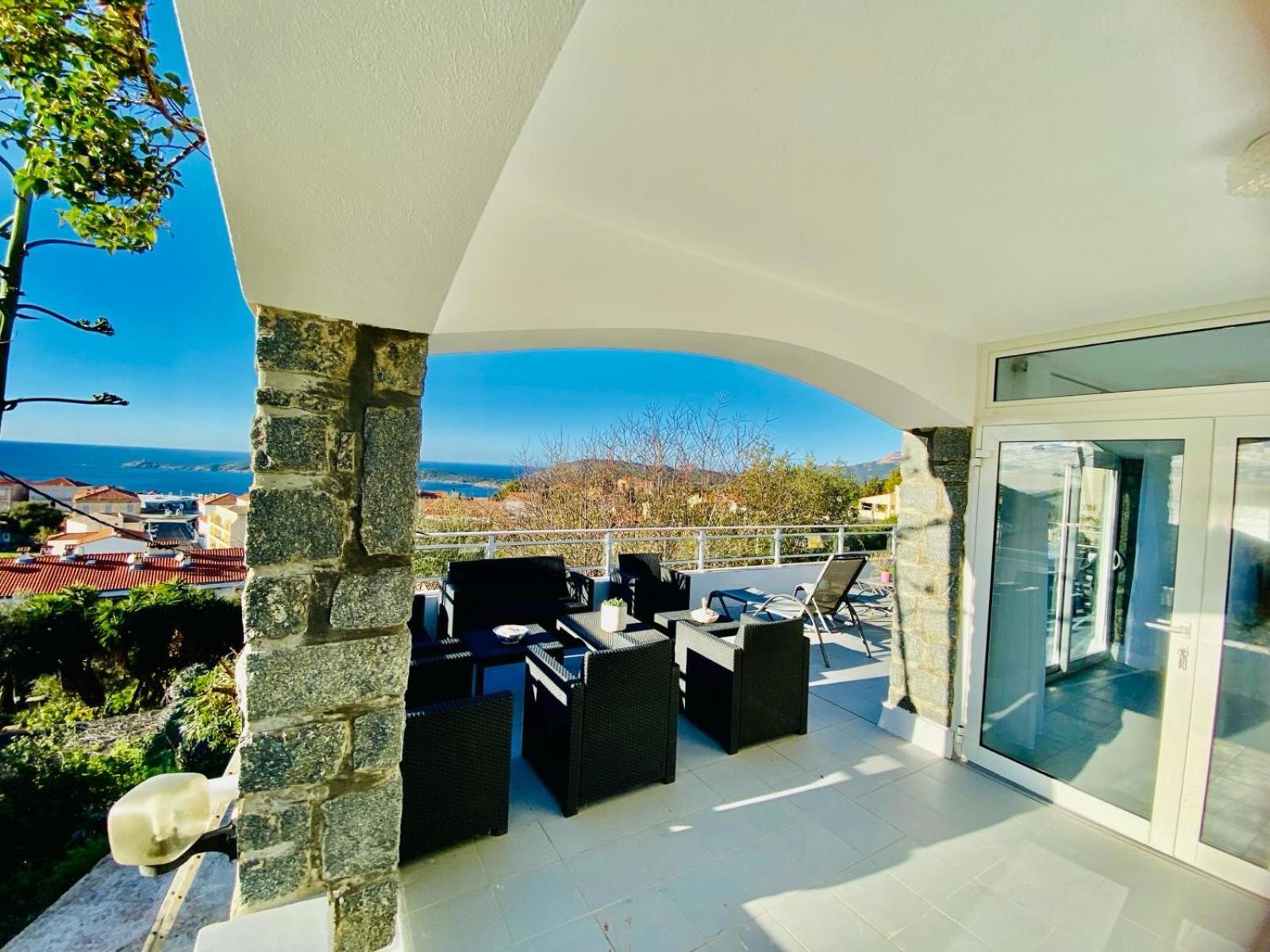 Villa Montalbo Vue Mer De 2 A 10 Personnes Cargese Exterior photo